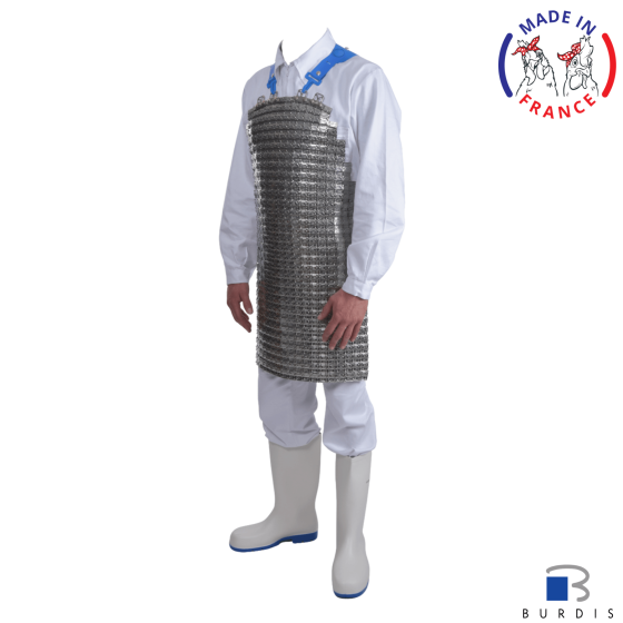 Metallic apron with plates