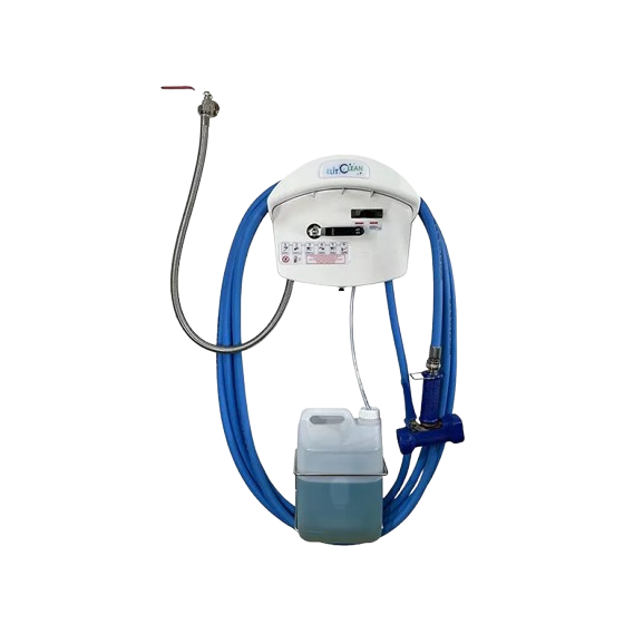 Cleaning and disinfection station